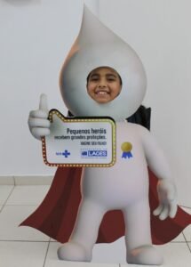Vacinação de crianças e adolescentes ocorrerá em 12 escolas municipais nesta terça-feira
