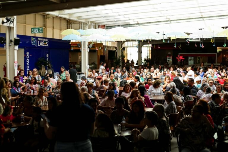 Lages encerra Curso de Artesanato dos Bairros com mostra no Mercado Público e participação de 500 alunos