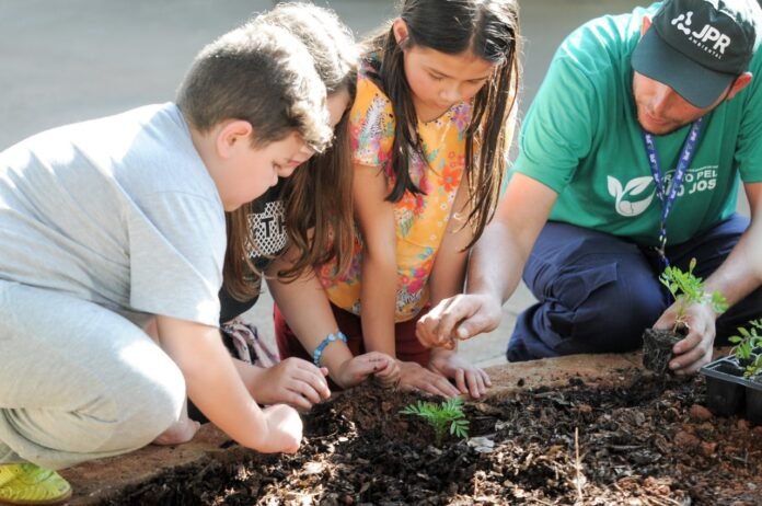 investimentos da Casan 2025