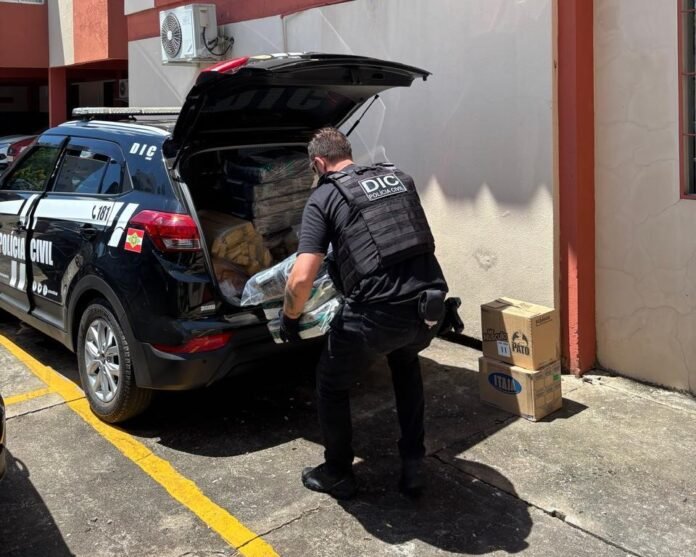 Polícia incinera meia tonelada de drogas em Lages