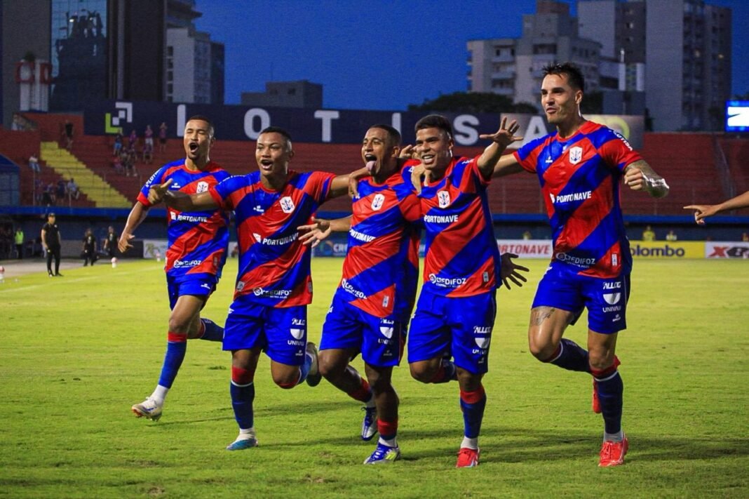 Marcílio Dias bate o Tigre na estreia do Catarinense