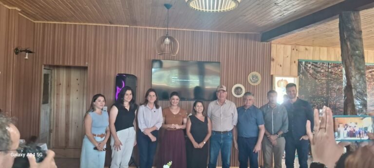 Prefeito de Ponte Alta participa de reunião da AMURES para fortalecer o turismo regional