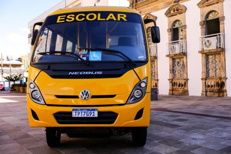Lages recebe novo ônibus escolar para atender comunidades do interior