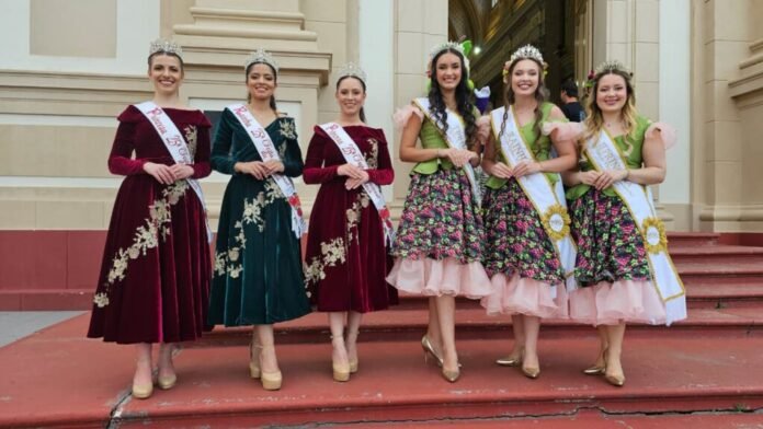 soberanas da Festa Nacional da Maçã em Urussanga