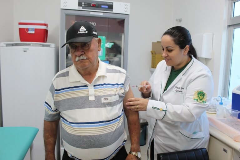 Lages aplica mais de 4 mil doses da vacina contra a gripe no Dia D