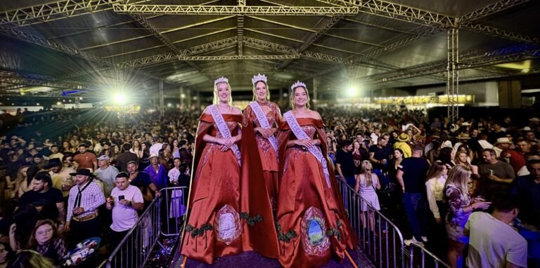 Fenahort reúne 35 mil pessoas e marca retorno da festa após sete anos em Urubici