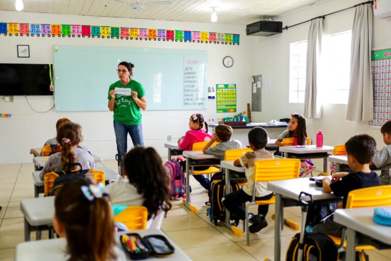 Lages conquista Selo Ouro na alfabetização e avança no ensino