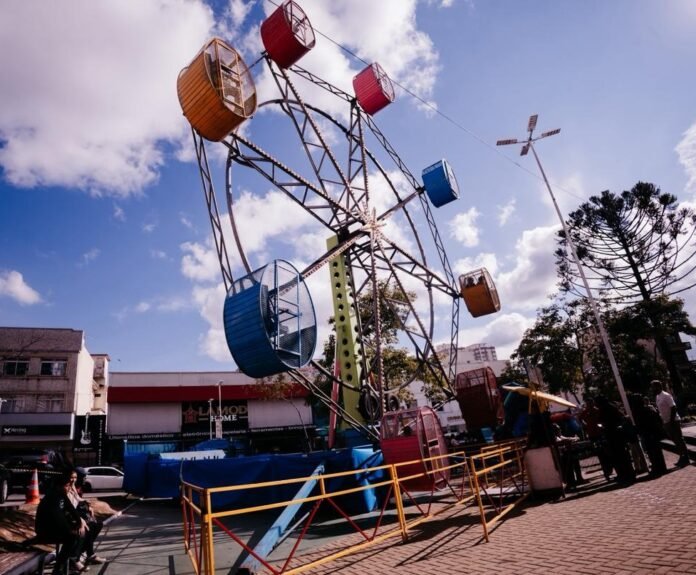 roda-gigante no Recanto do Pinhão
