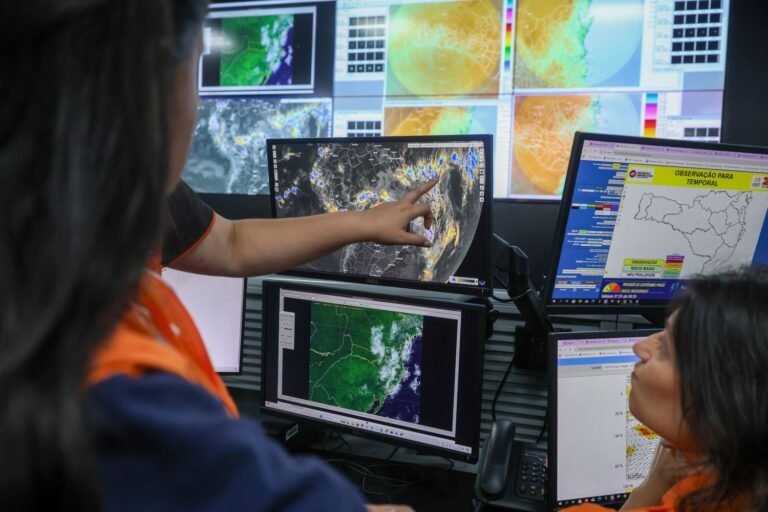 Santa Catarina cria decreto inédito de alerta climático preventivo