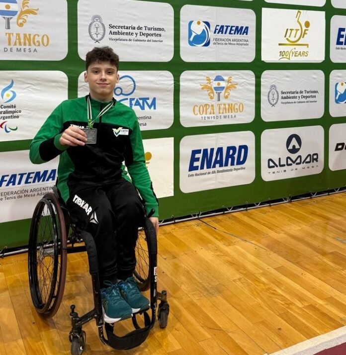 Arthur Costa Branco conquista prata na Argentina