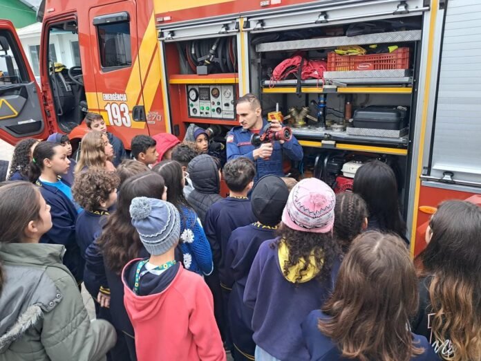 Operação Alerta Vermelho nas Escolas