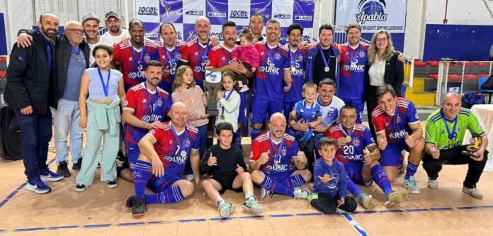 Vila Comboni campeã do futsal 40+